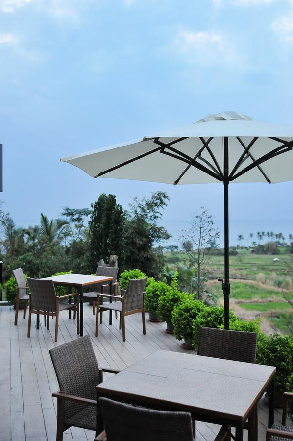 畫日風尚會館sinasera Resort Чанбин Экстерьер фото